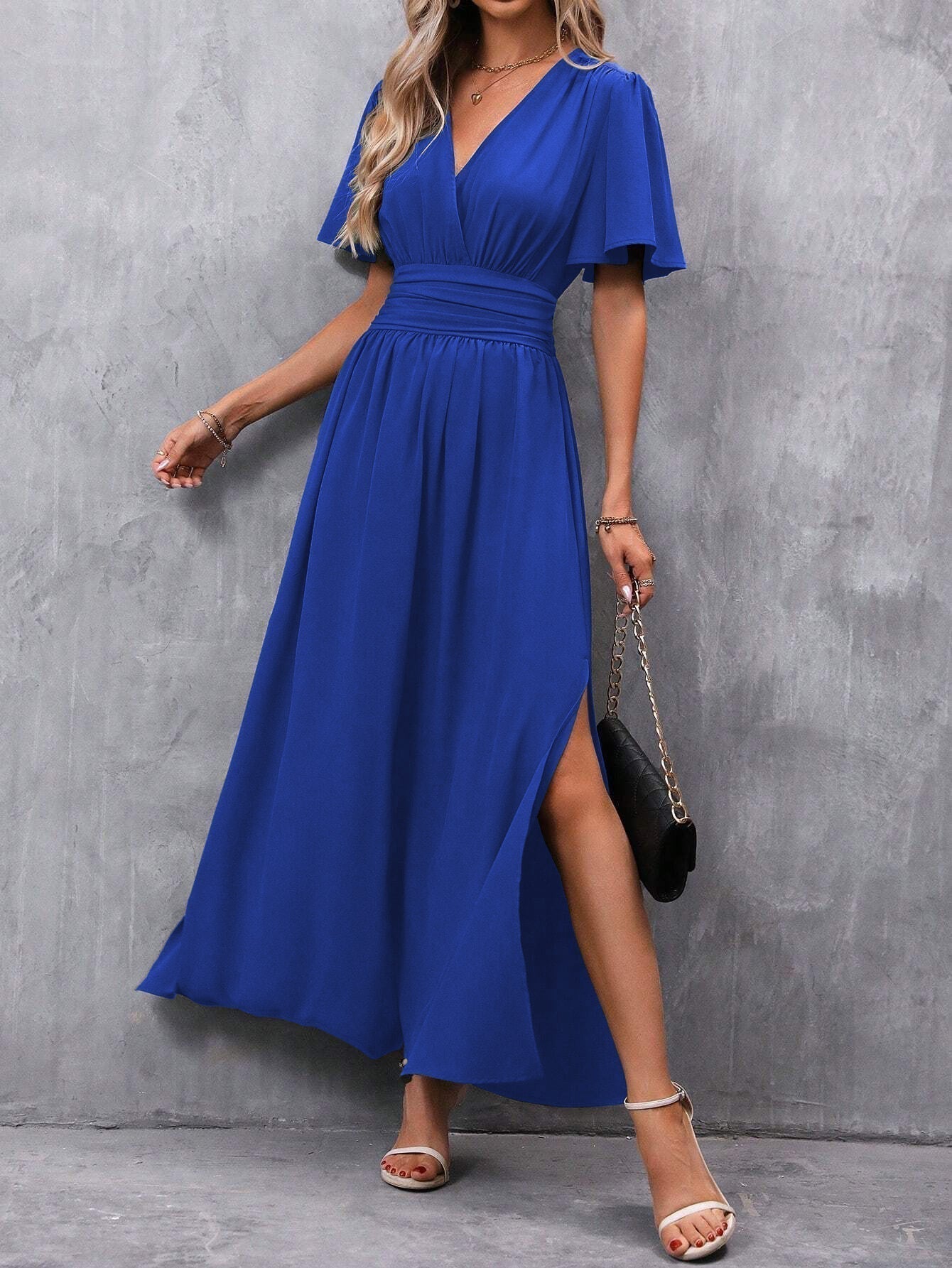 Laura - Elegáns fekete maxi ruha