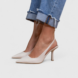Izolda – hegyes orrú slingback körömcipő