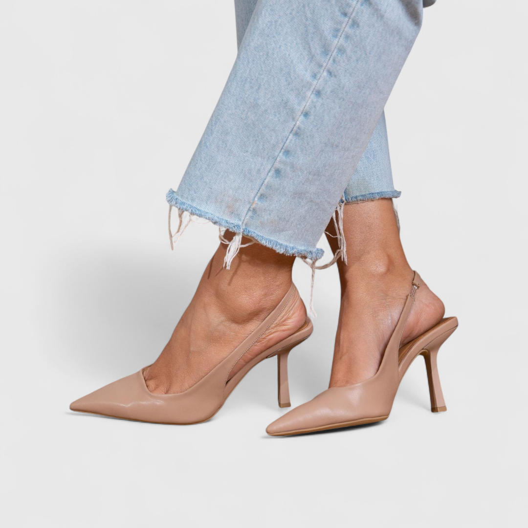 Izolda – hegyes orrú slingback körömcipő